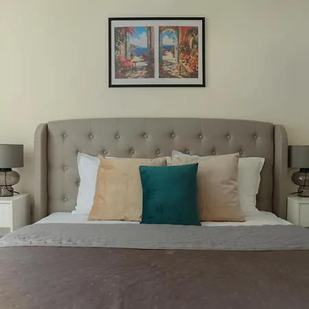 Modern 1br I Rabi Park Апартаменти *